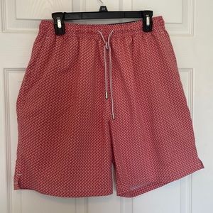 Men’s Peter Millar swim trunks